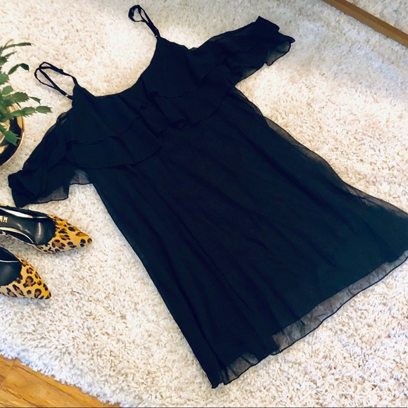 Dresses & Skirts - Black party dress off the shoulder with straps XL Dresses & Skirts - Black party dress off the shoulder with straps XL